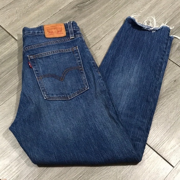Levi’s White Oak Cone Denim “Wedgie” Button Fly Fray Hem Medium Wash Jeans - Picture 1 of 15